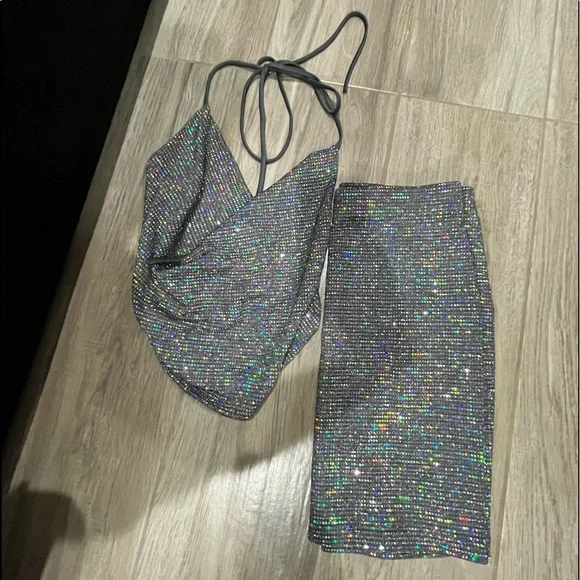 Clothing - Picture 1 of 16